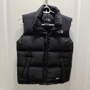 Boy's The North Face Charcoal/Back Insulated Vest Size S